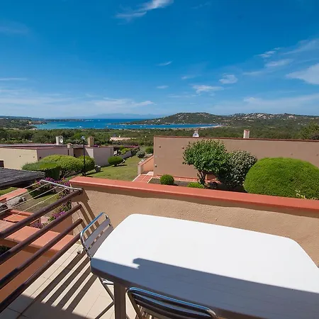 Bilocale Con Balcone Vista Mare