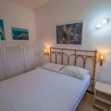 Bilocale Con Balcone Vista Mare 帕劳